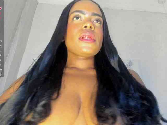 xNahomi webcam