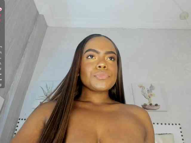 xNahomi webcam