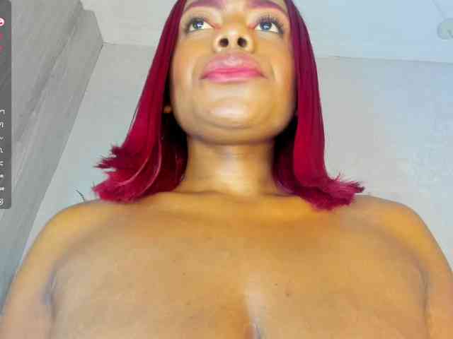 xNahomi webcam