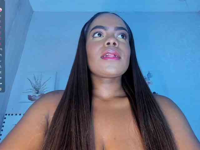 xNahomi webcam
