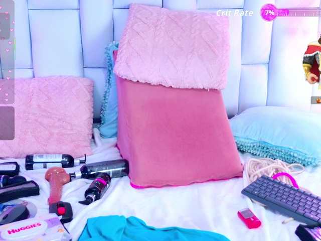 LiaTeylor's BongaCams show and profile