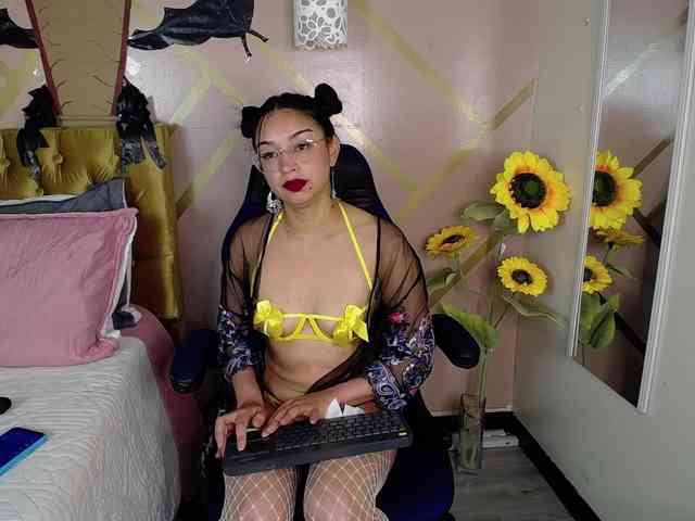 BeleahtPleasure webcam