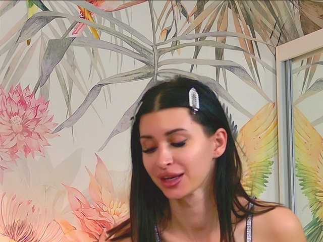 GoldCherry7's BongaCams show and profile