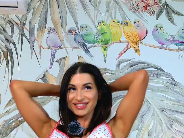 GoldCherry7's BongaCams show and profile