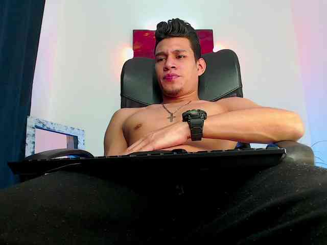 BoyKing23