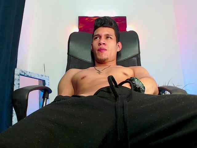 BoyKing23