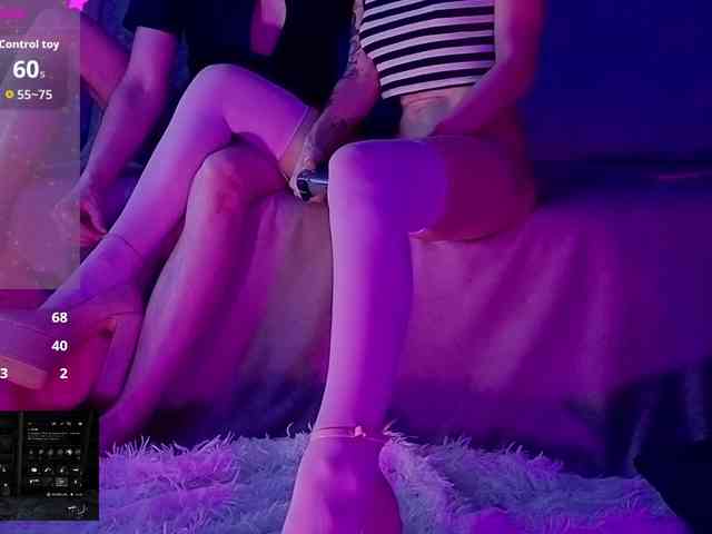 SpaceCouple Live Webcam on BongaCams