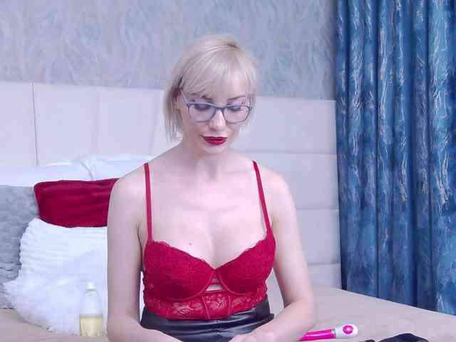 LoreneMoonlight webcam