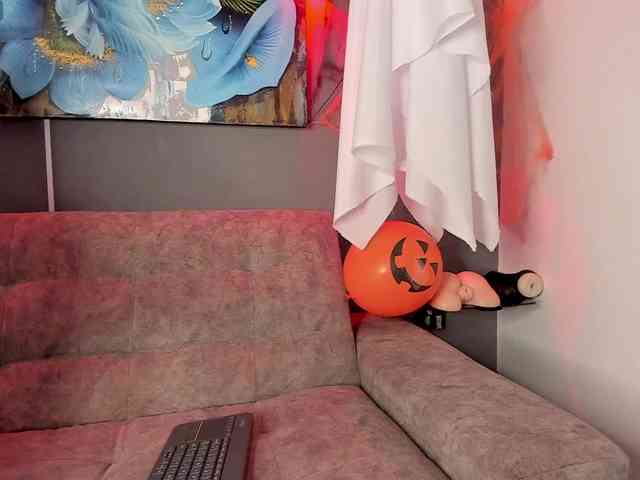 Amber-HoffmanSt webcam