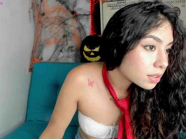 Amber-HoffmanSt webcam