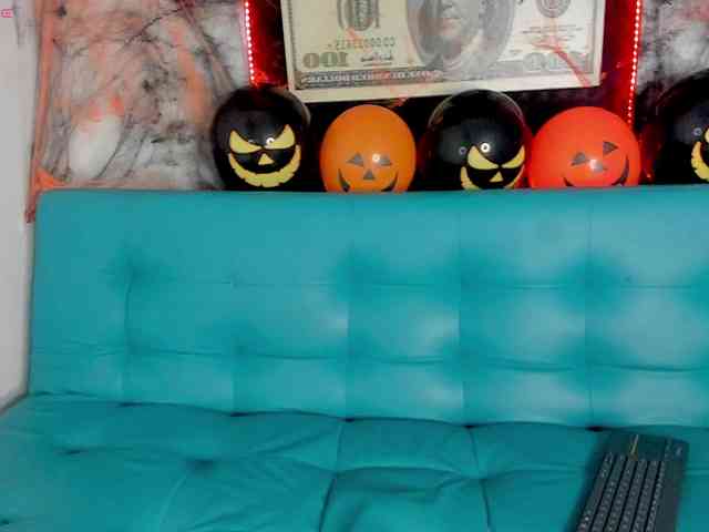 Amber-HoffmanSt webcam