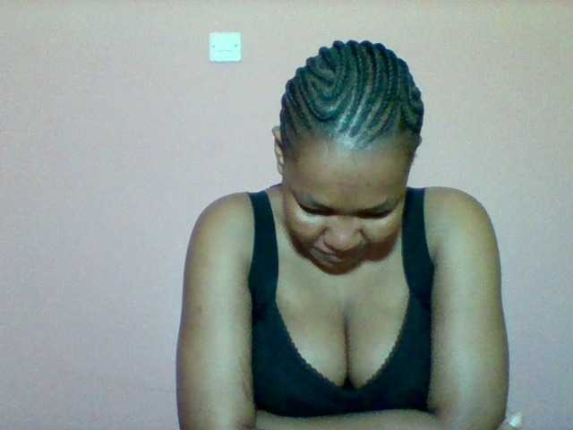 Sexyapple2002 webcam bongacams model stream image