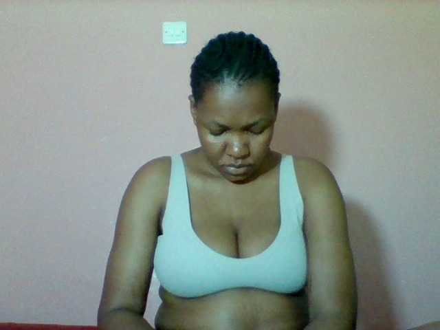 Sexyapple2002 webcam bongacams model stream image