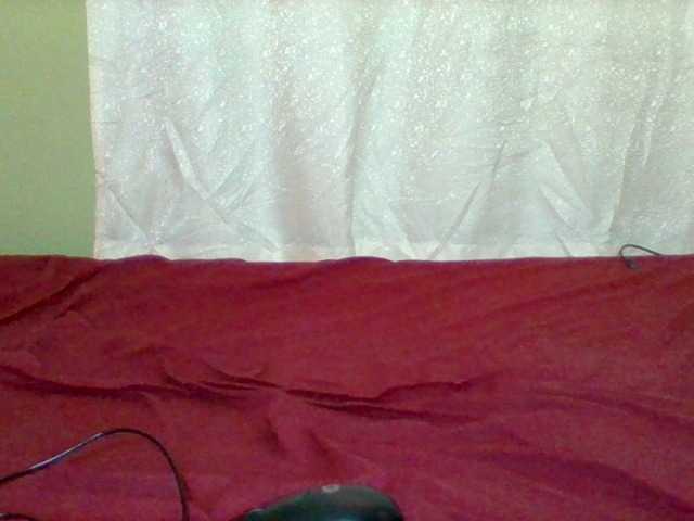 Sexyapple2002 webcam bongacams model stream image