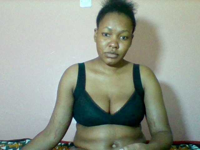 Sexyapple2002 webcam bongacams model stream image