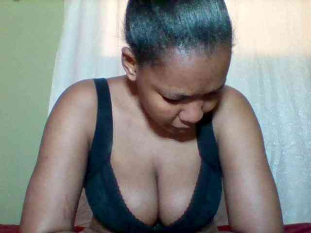 Sexyapple2002 webcam