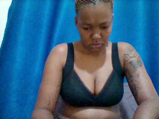 Sexyapple2002 webcam