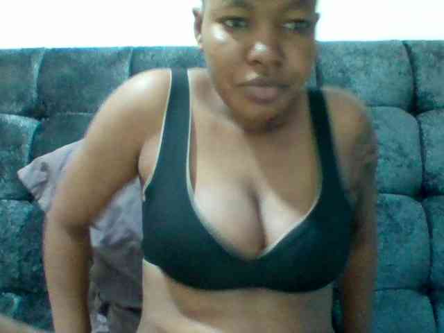 Sexyapple2002 webcam