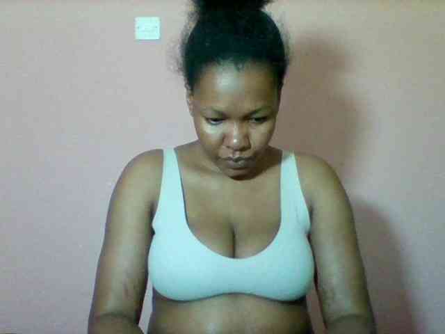 Sexyapple2002 webcam