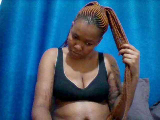 Sexyapple2002 webcam