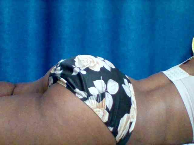 Sexyapple2002 webcam