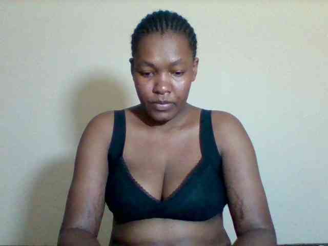 Sexyapple2002 webcam