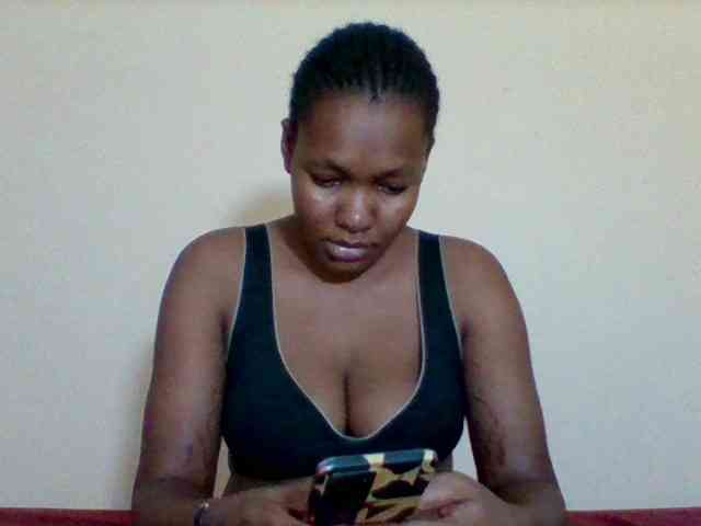 Sexyapple2002 webcam