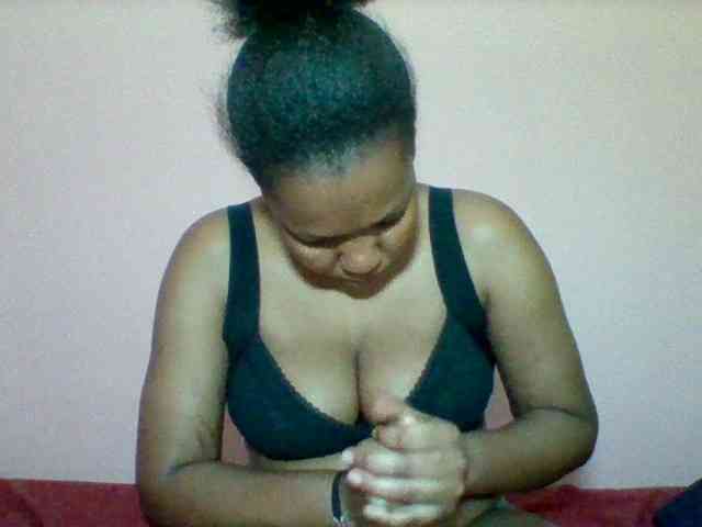 Sexyapple2002 webcam