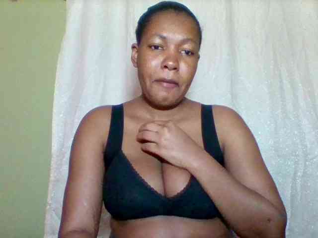 Sexyapple2002 webcam