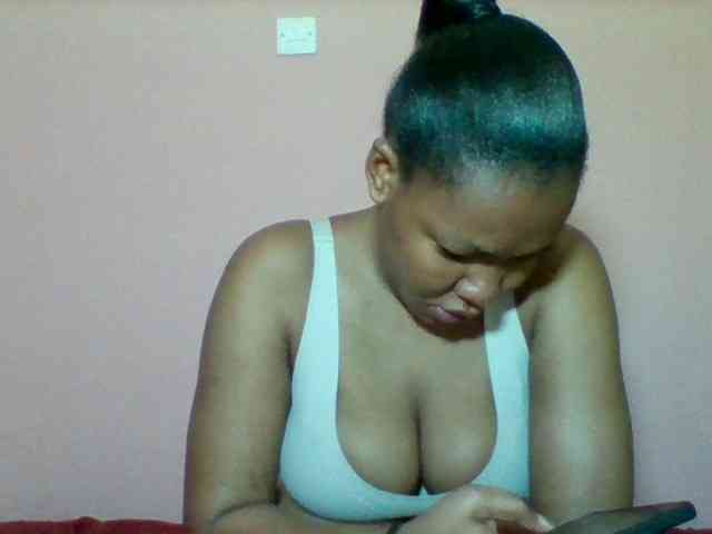 Sexyapple2002 webcam