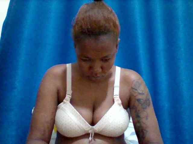 Sexyapple2002 webcam