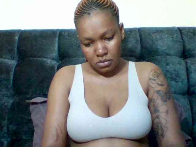 Sexyapple2002 webcam