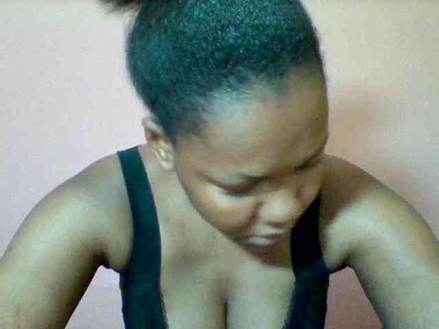 Sexyapple2002 webcam