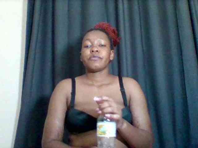 Sexyapple2002 webcam