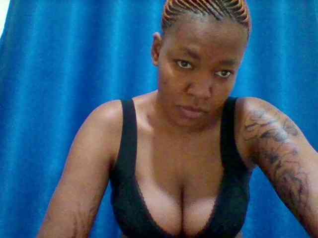 Sexyapple2002 webcam