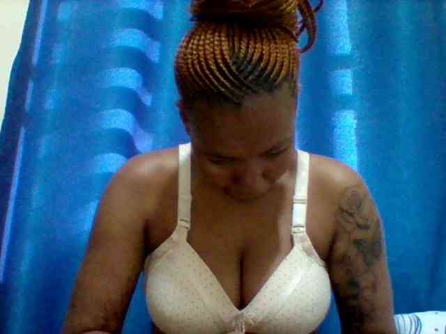 Sexyapple2002 webcam