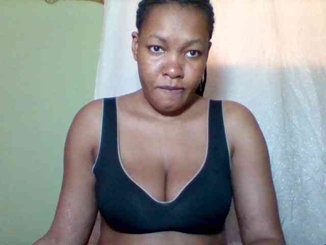 Sexyapple2002 webcam