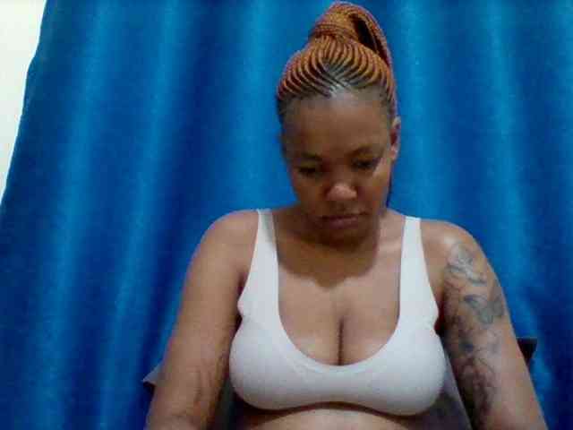 Sexyapple2002 webcam