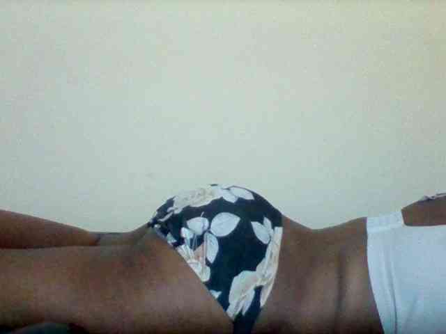 Sexyapple2002 Live Webcam on BongaCams