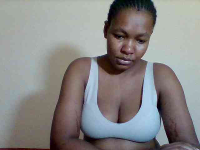 Sexyapple2002 webcam