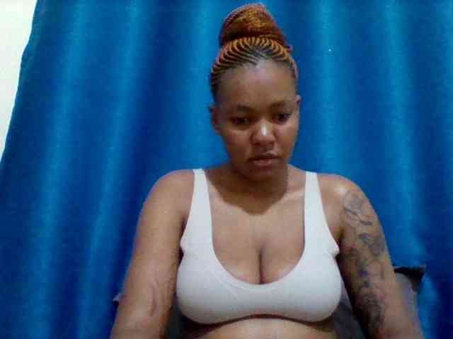 Sexyapple2002 webcam