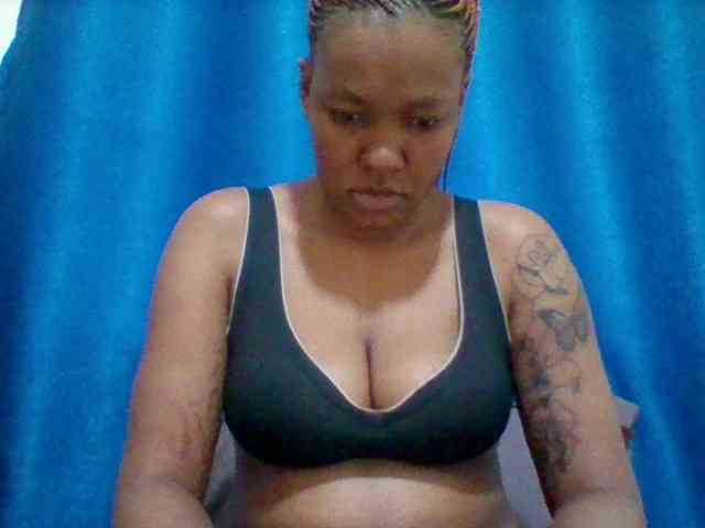 Sexyapple2002 webcam