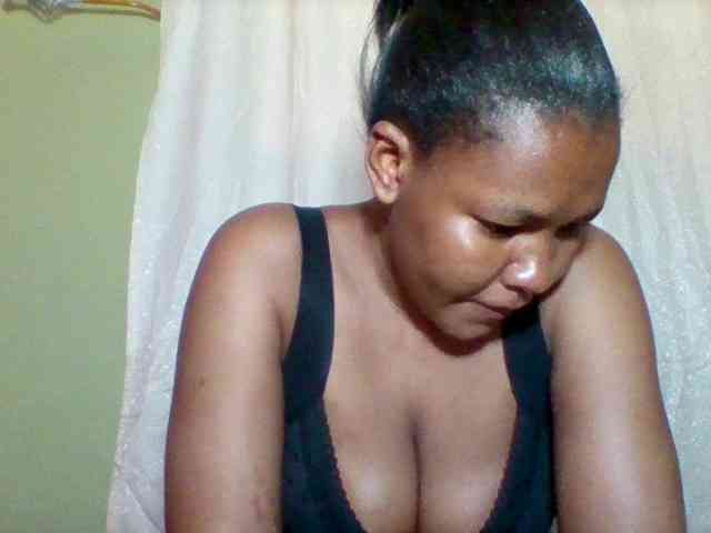 Sexyapple2002 webcam