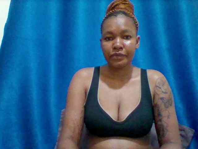 Sexyapple2002 webcam