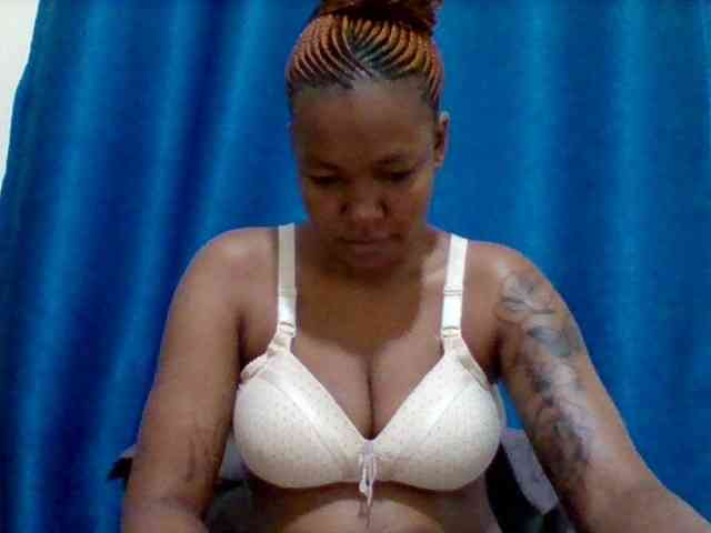 Sexyapple2002 webcam