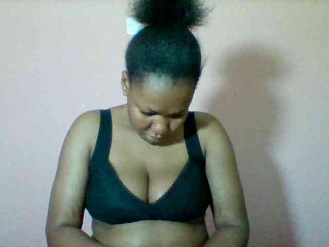 Sexyapple2002 webcam