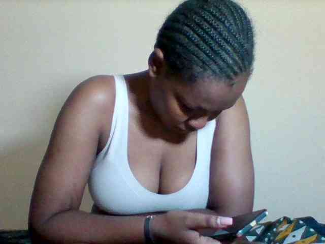 Sexyapple2002 webcam