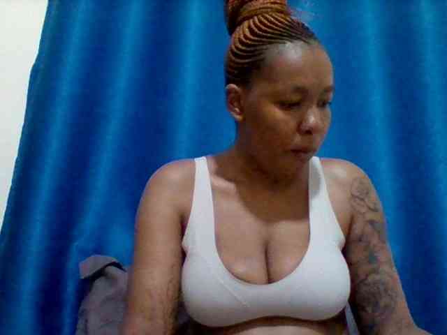 Sexyapple2002 webcam