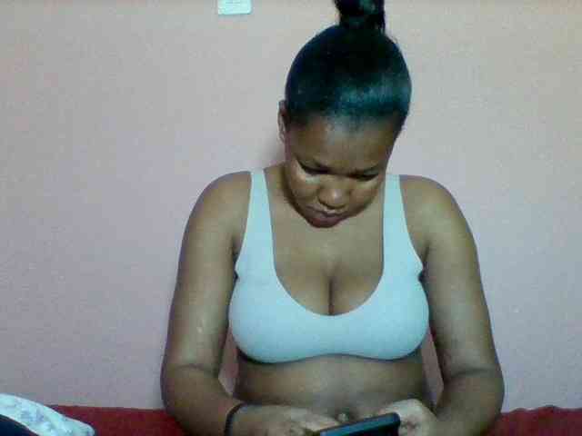 Sexyapple2002 webcam