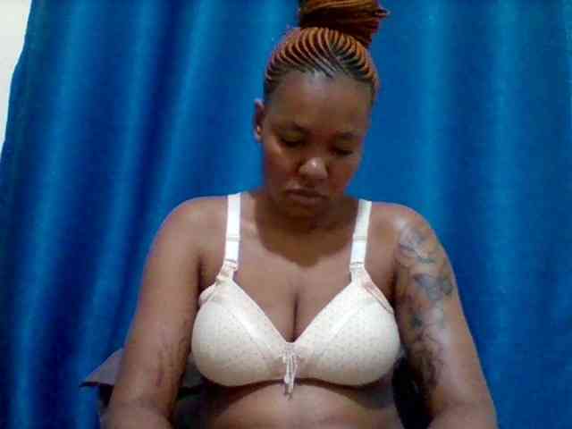 Sexyapple2002 webcam